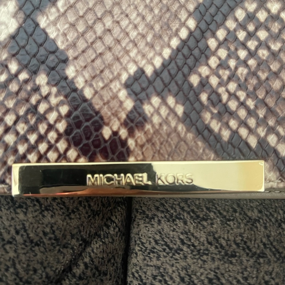 Micheal Kors snake skin crossbody